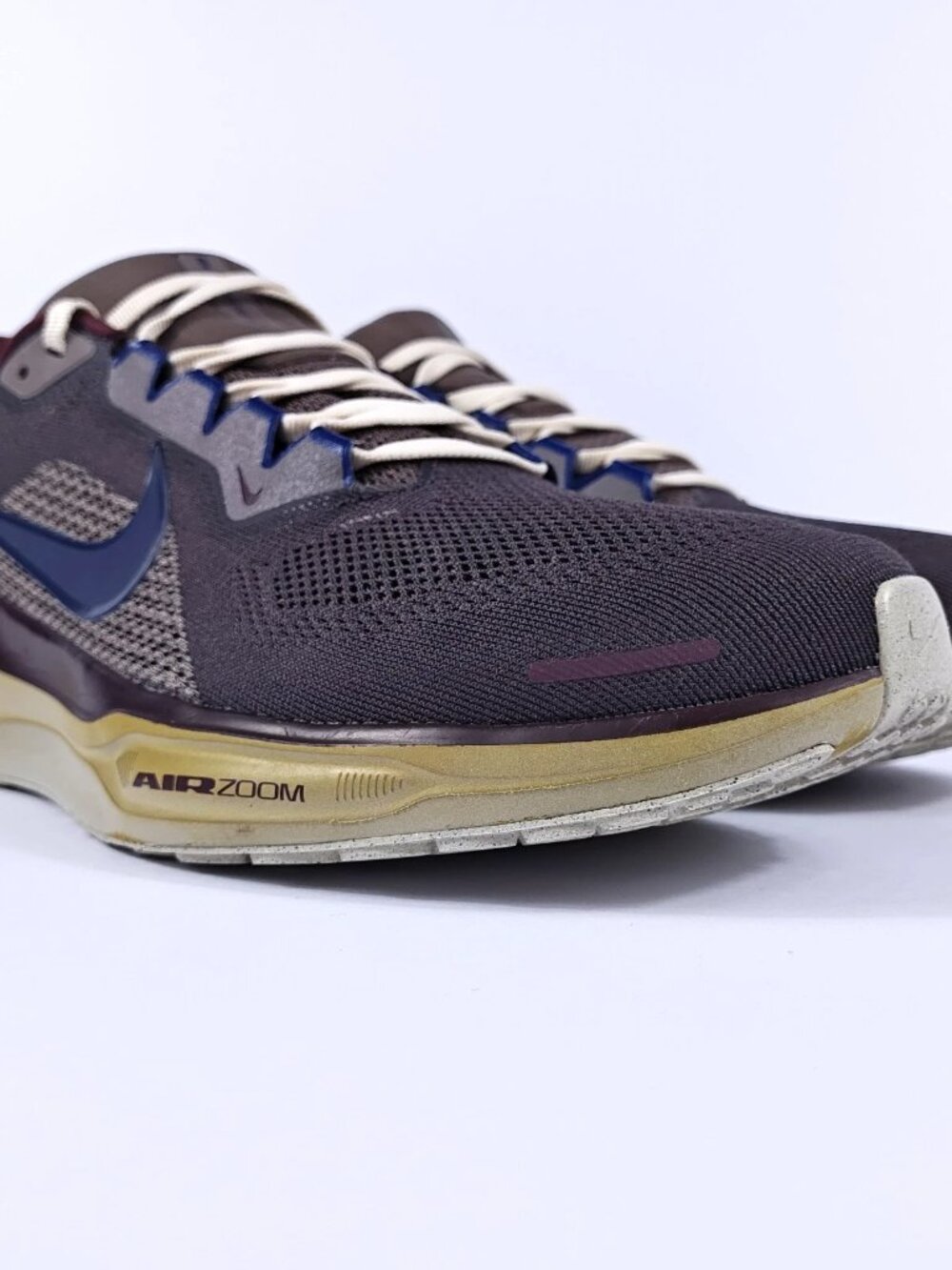 Nike Pegasus 41 Premium Mens 12 Cushioned Comfort Road Running Shoes Burgundy